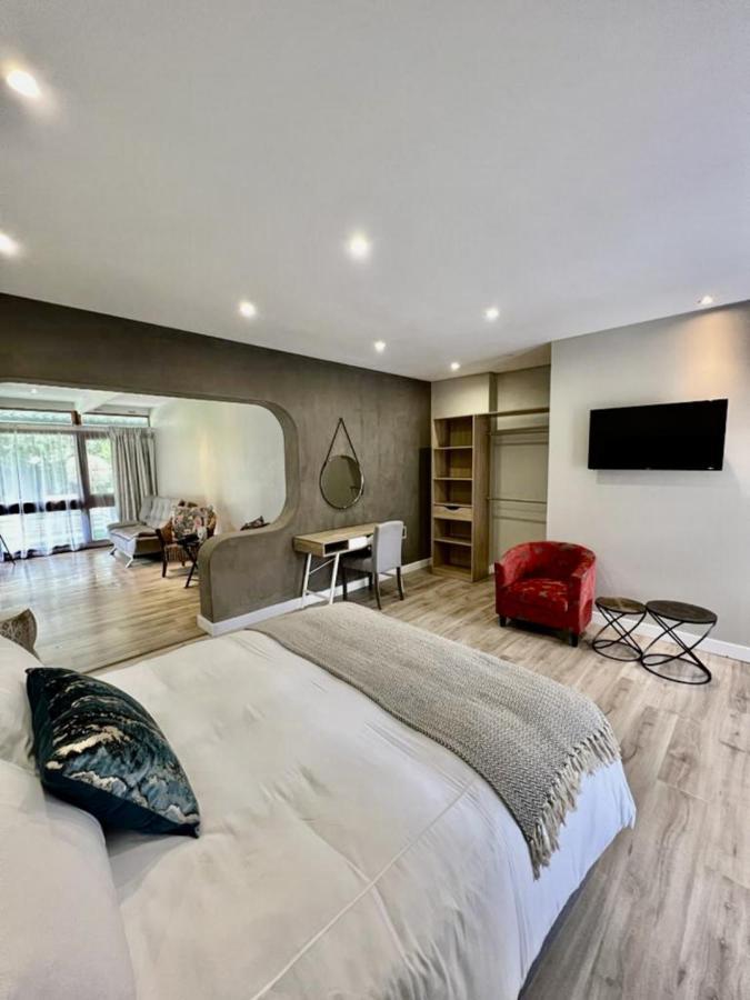 Le'Ciara Luxury Guest House Johannesburg Esterno foto