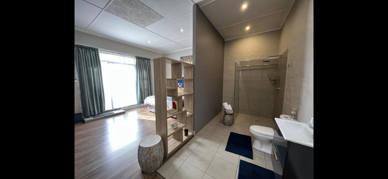 Le'Ciara Luxury Guest House Johannesburg Esterno foto