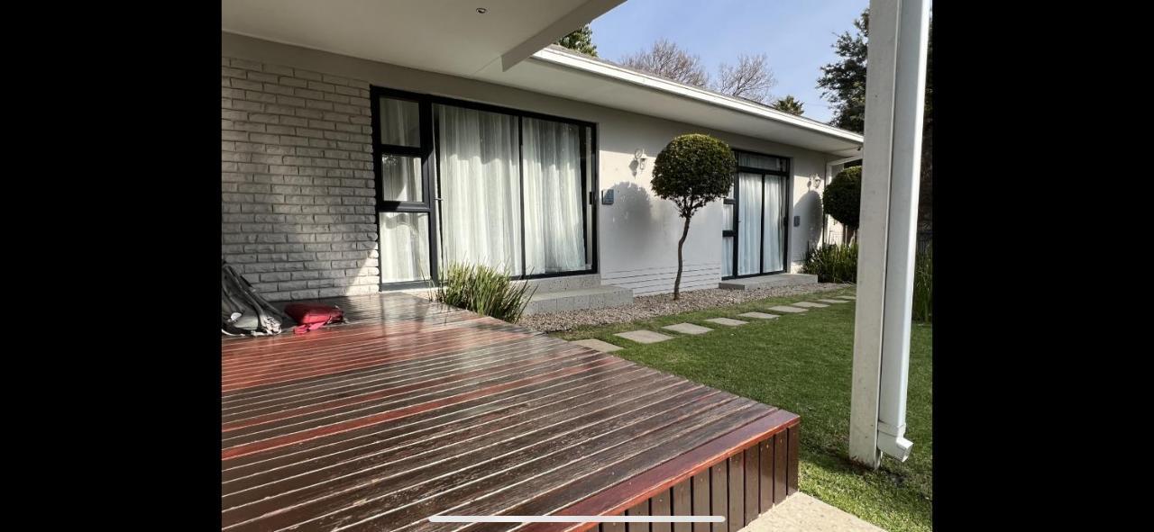 Le'Ciara Luxury Guest House Johannesburg Esterno foto