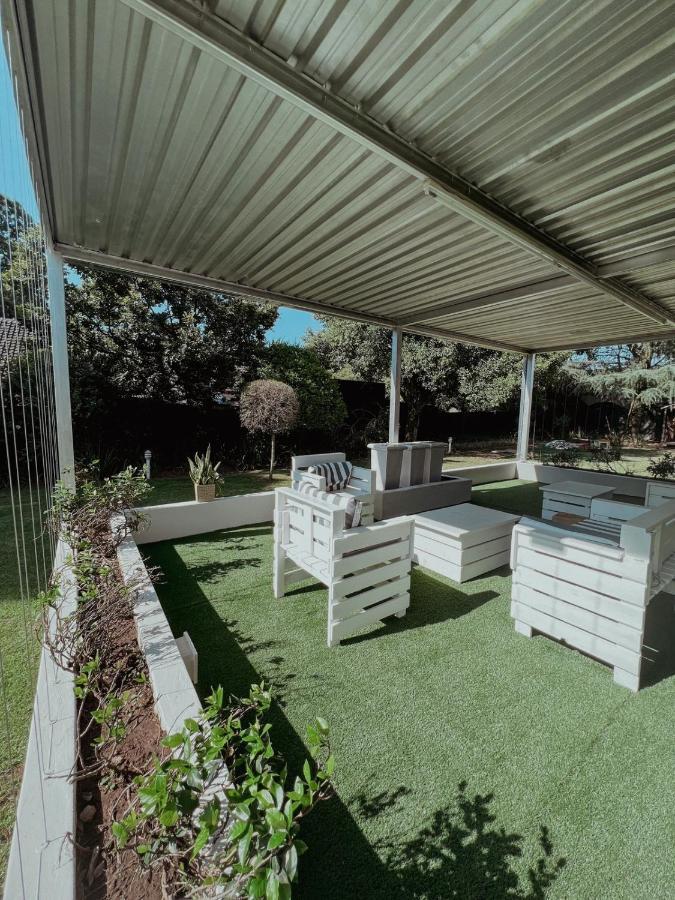 Le'Ciara Luxury Guest House Johannesburg Esterno foto