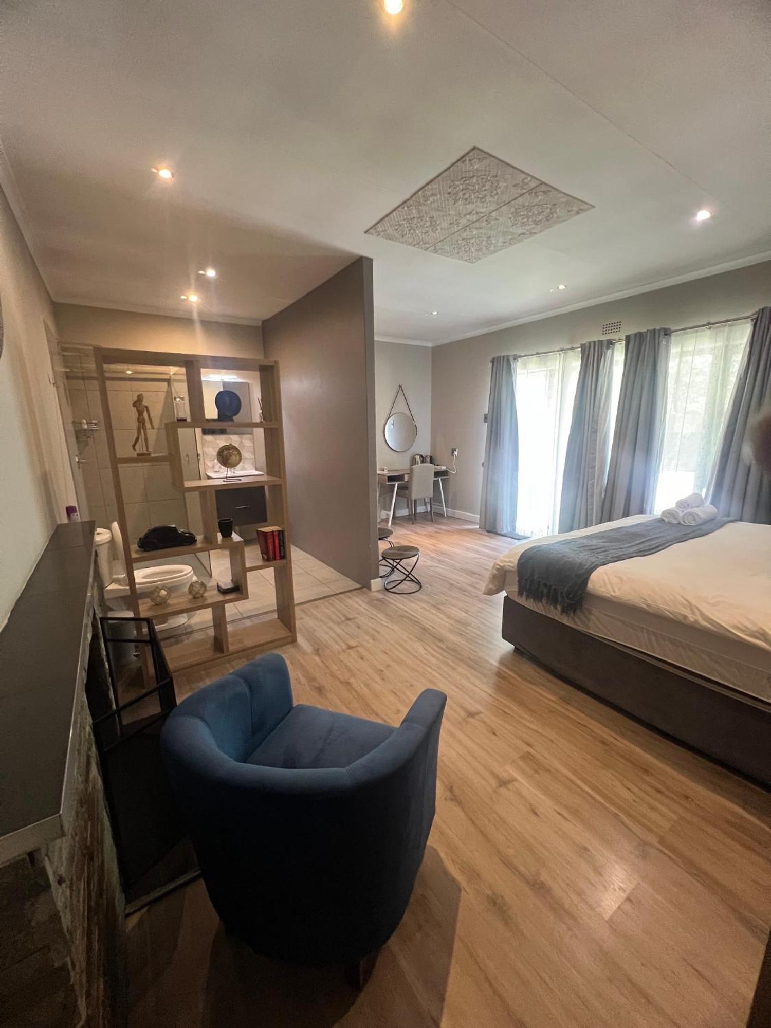 Le'Ciara Luxury Guest House Johannesburg Esterno foto